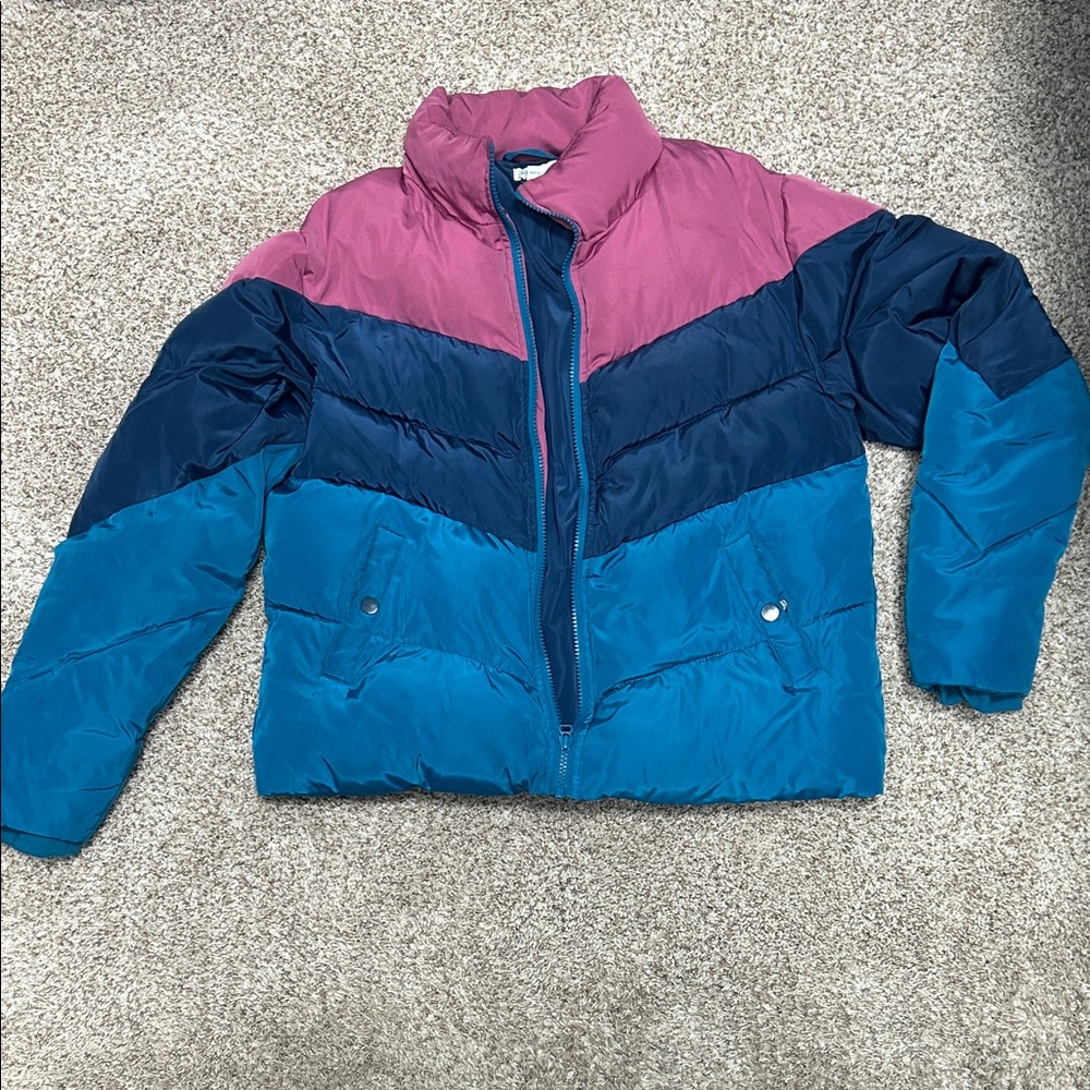Sundance Women's Chevron Puffer Jacket - Pink, Navy, Blue